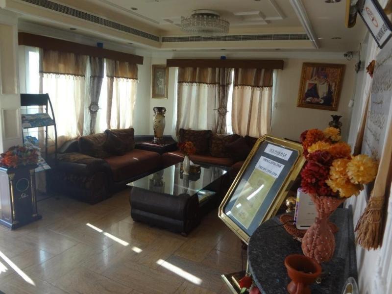 OYO 137 Marina Hotel - Bar