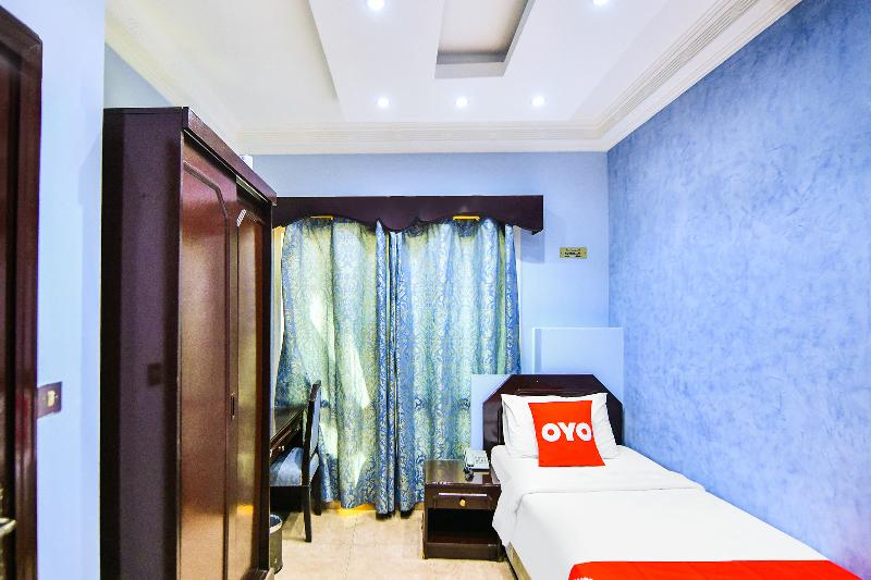 OYO 137 Marina Hotel - Oda