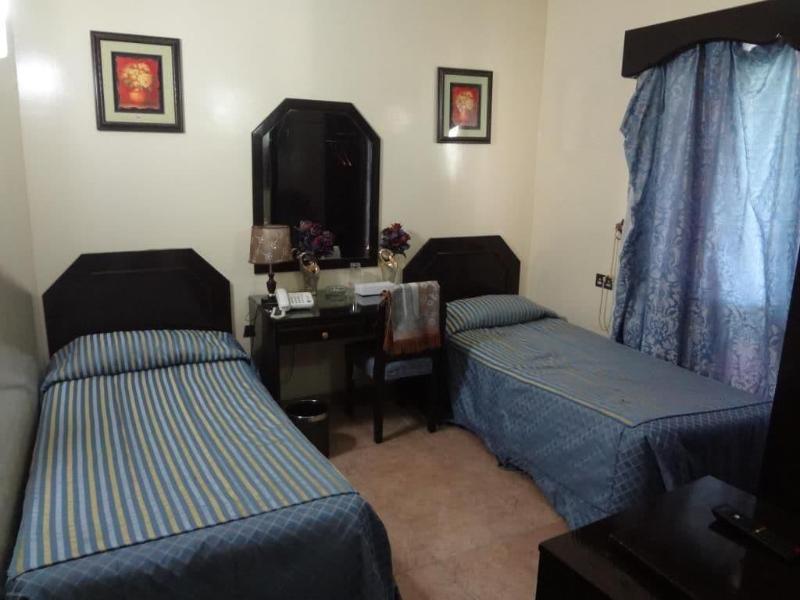 OYO 137 Marina Hotel - Oda