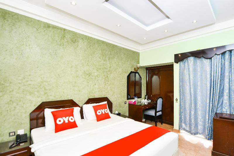 OYO 137 Marina Hotel - Oda