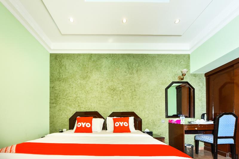 OYO 137 Marina Hotel - Oda