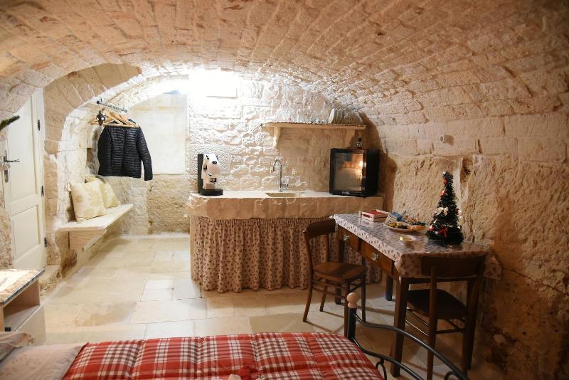 Trulli Occhi Di Pietra - Oda