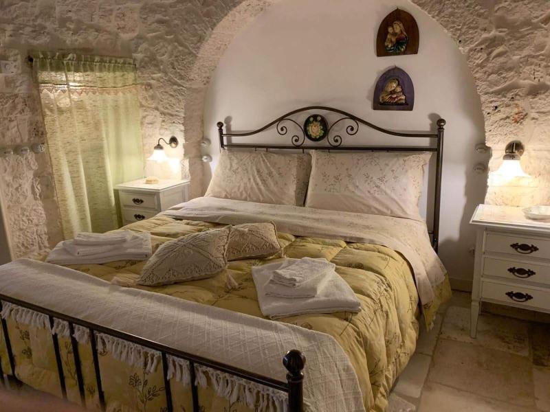 Trulli Occhi Di Pietra - Oda