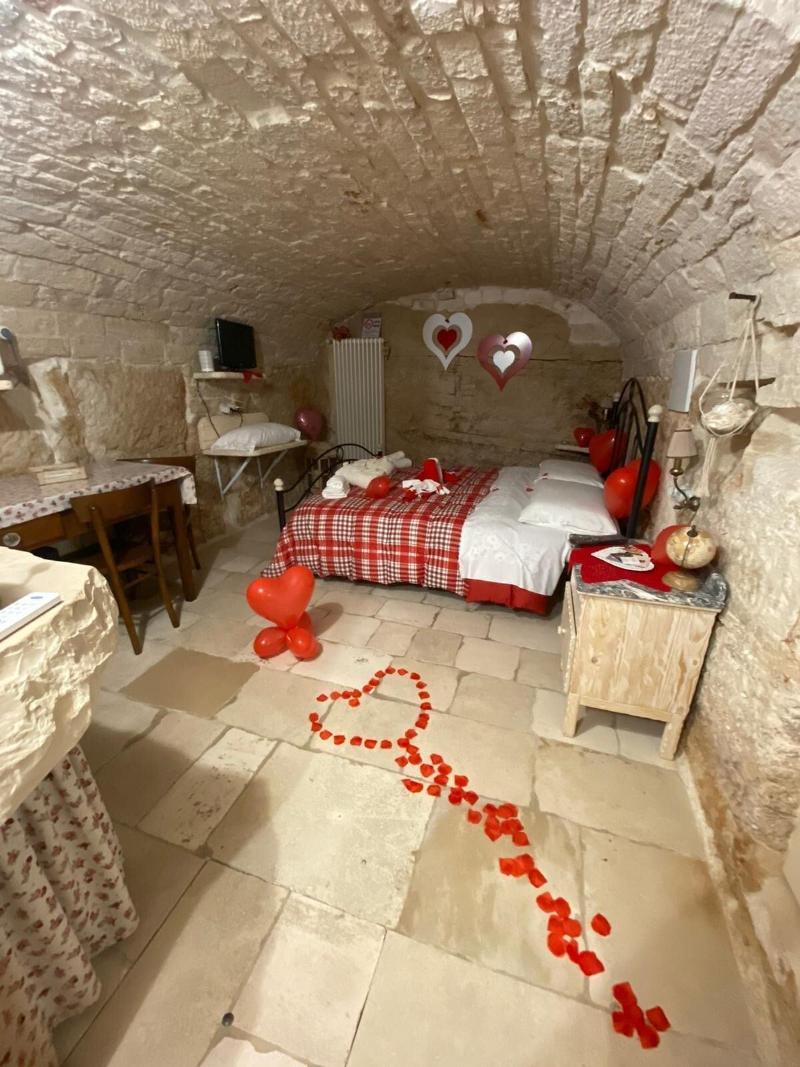 Trulli Occhi Di Pietra - Oda