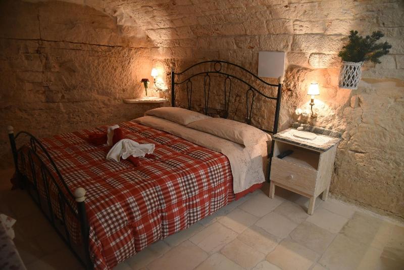 Trulli Occhi Di Pietra - Oda
