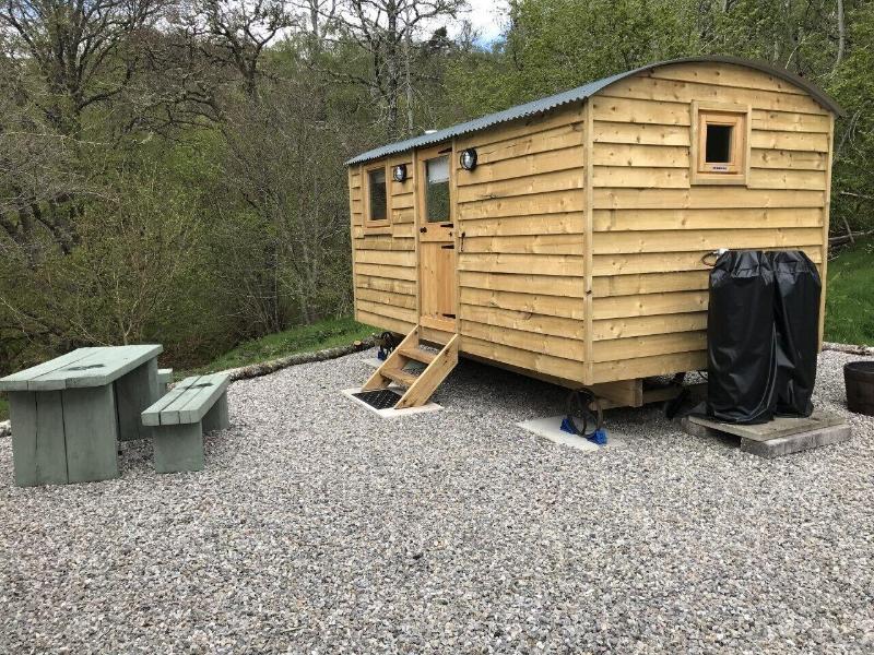 Highland Bear Lodge & Luxury Bear Huts - Genel