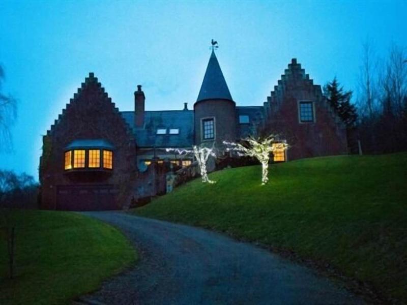 Highland Bear Lodge & Luxury Bear Huts - Genel