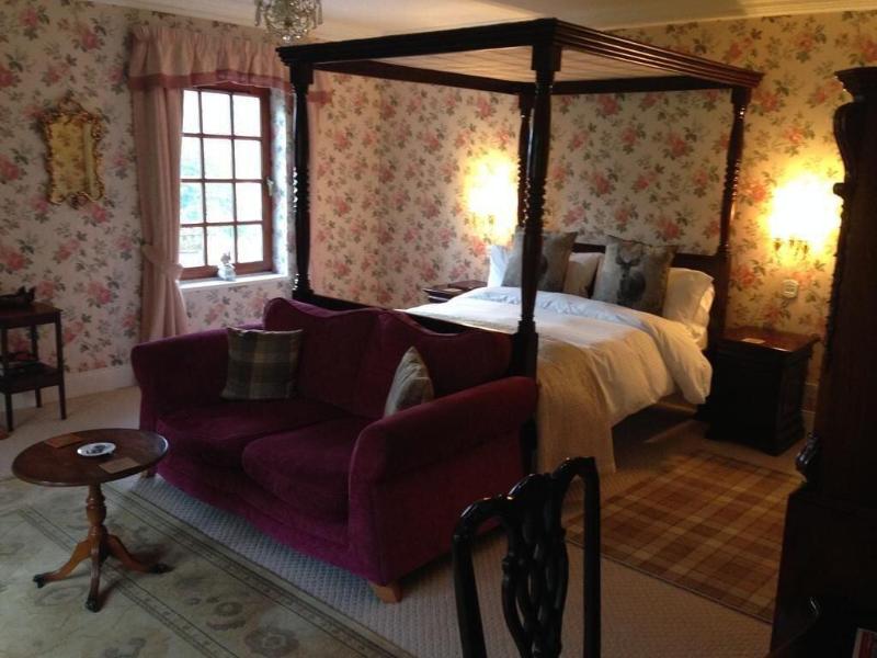 Highland Bear Lodge & Luxury Bear Huts - Oda