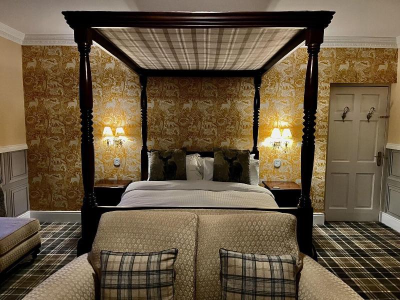 Highland Bear Lodge & Luxury Bear Huts - Oda