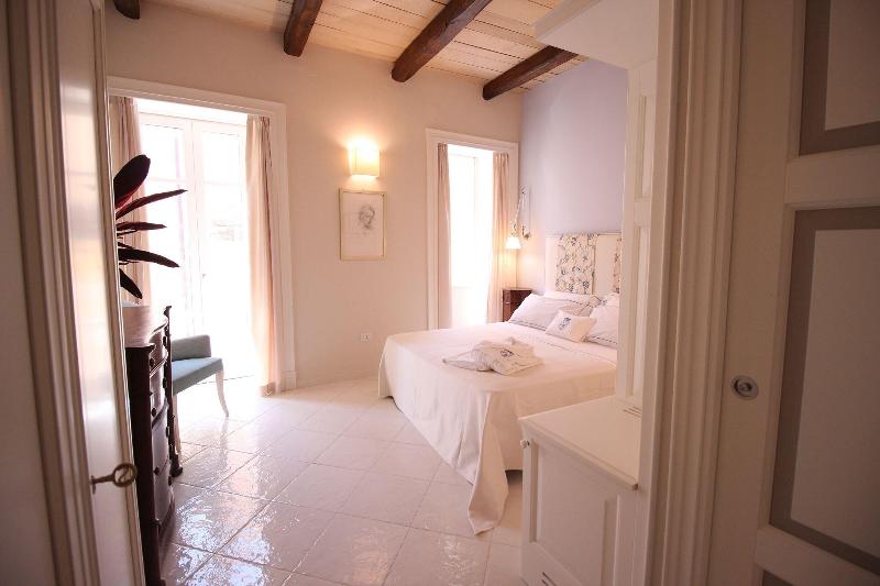 Palazzo Mottola Tropea - Oda