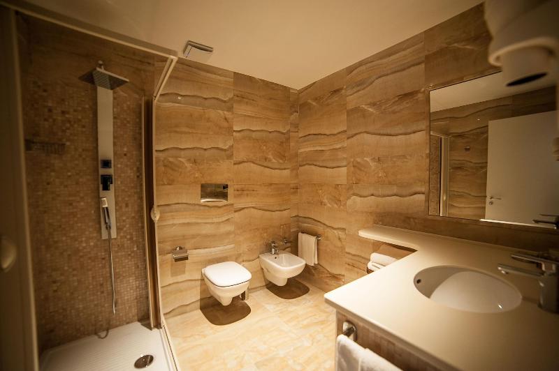 Family Hotel - Oda