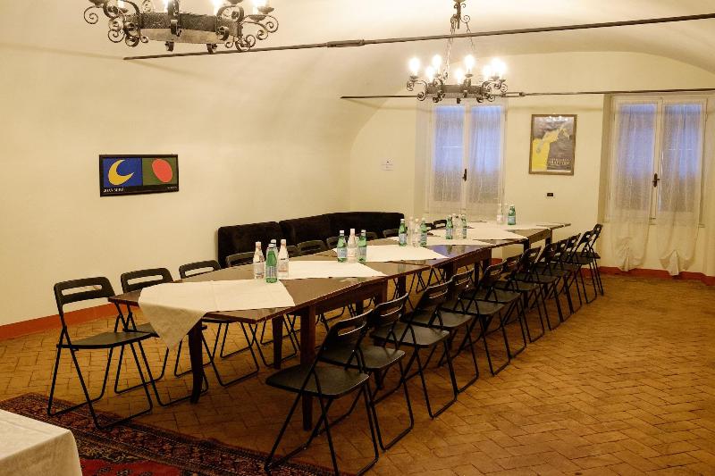Ristorante Albergo Corona - Toplantı