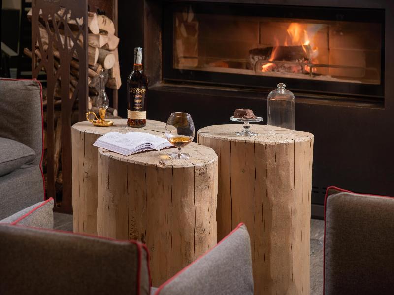 NH Collection Alagna Mirtillo Rosso - Lobi