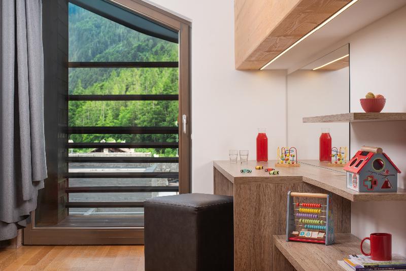 NH Collection Alagna Mirtillo Rosso - Oda