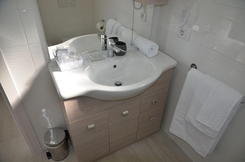 Crystal Bed And Breakfast - Oda