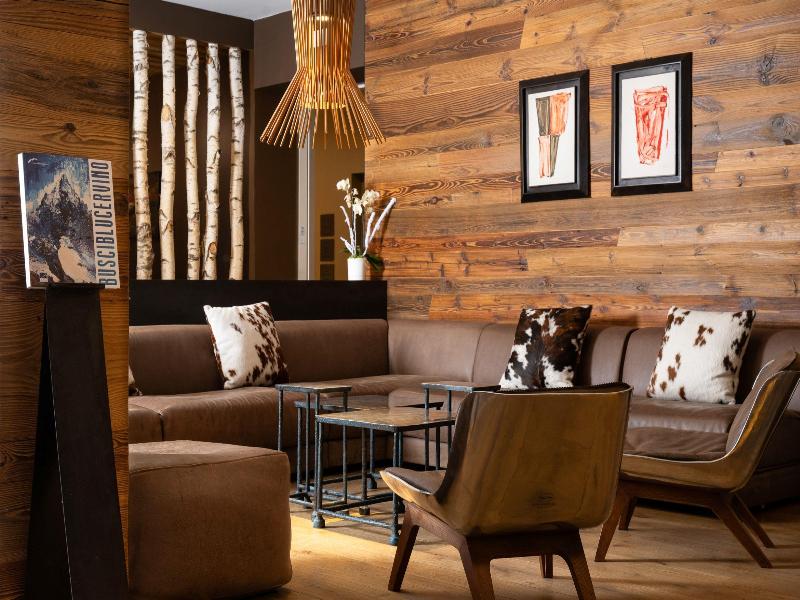Montana Lodge & Spa - Lobi