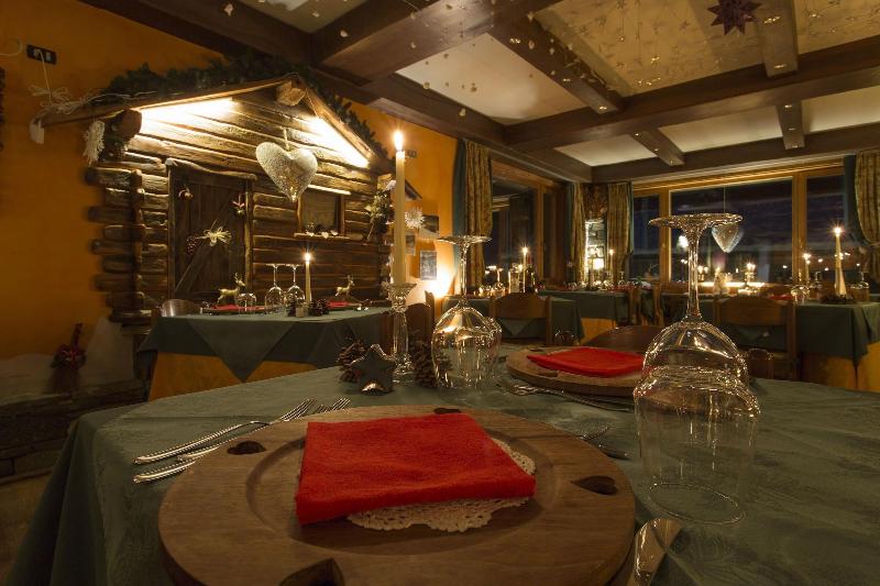 Hotel Lac Bleu - Restoran
