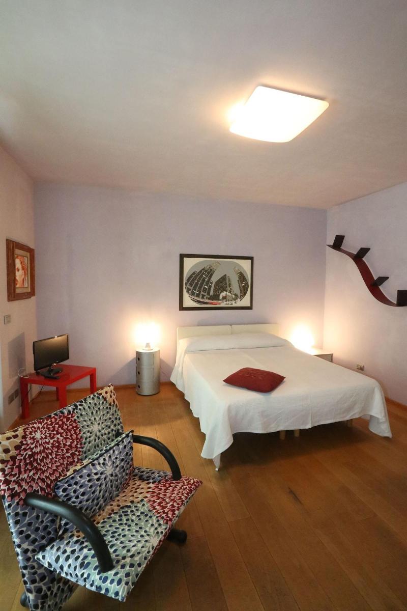 A Casa Di Maria - Lobi