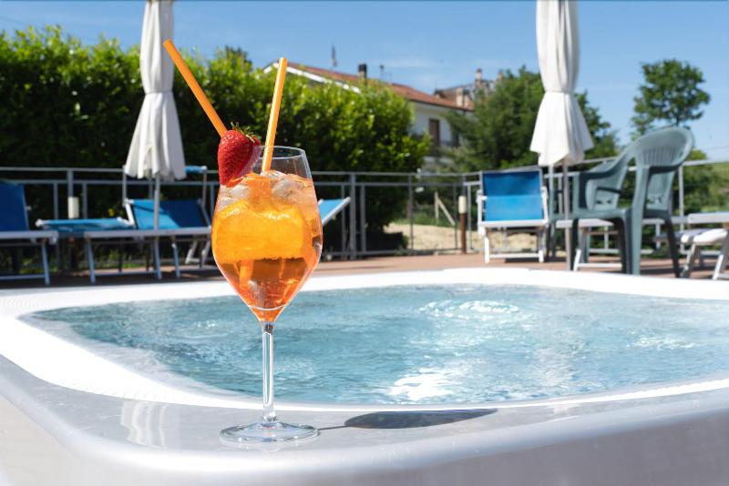 Casa Nicolini Albergo Ristorante - Aktivite