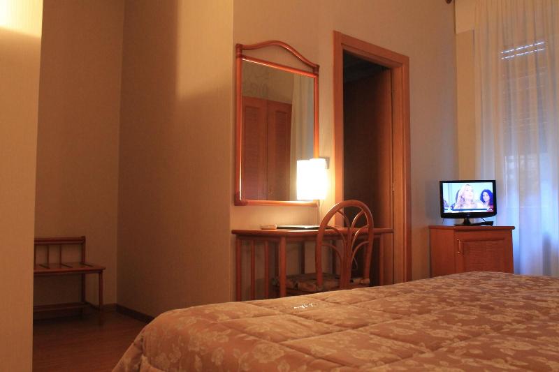 Hotel Kristina - Oda