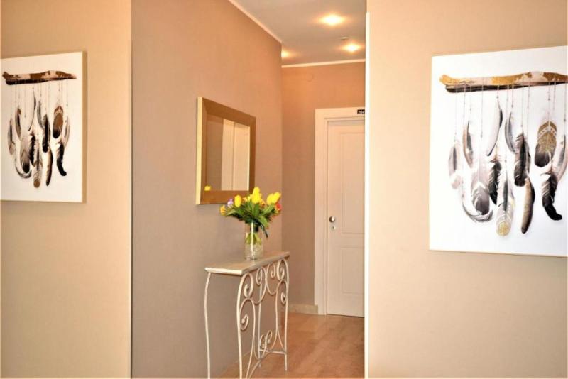 Gold Hotel - Lobi