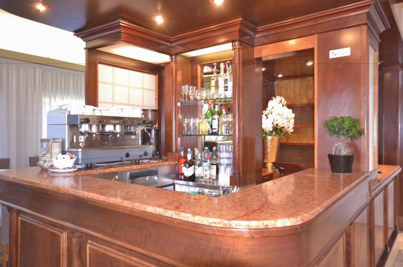 Gold Hotel - Lobi