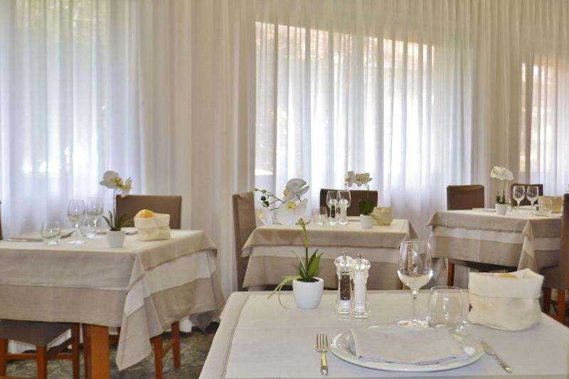 Gold Hotel - Restoran