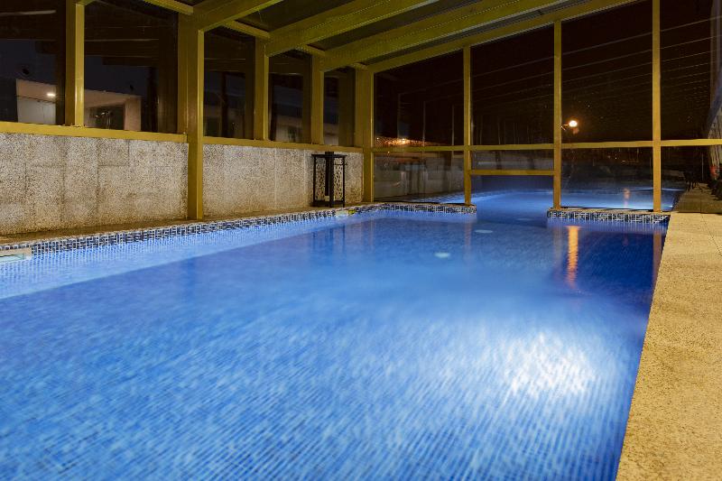 Hotel Serra da Estrela - Havuz