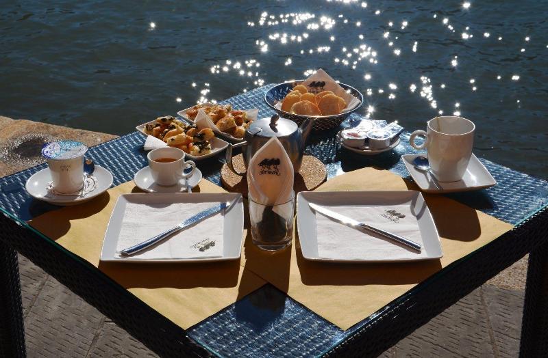 Locanda I Tre Merli A Camogli - Restoran
