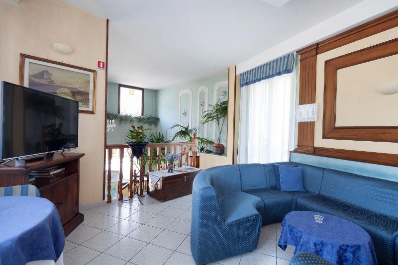Hotel Nella - Lobi