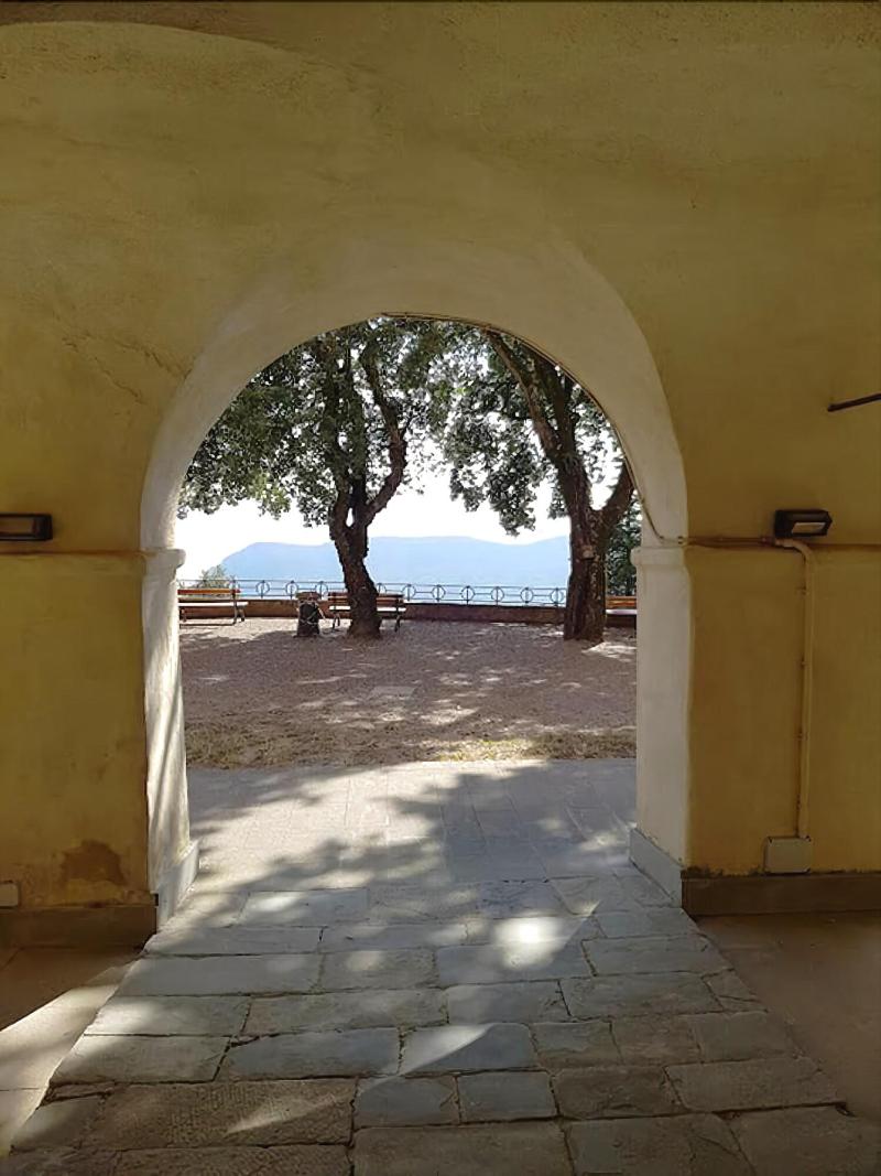 Santuario Nostra Signora di Soviore -  Casa per Fe - Lobi