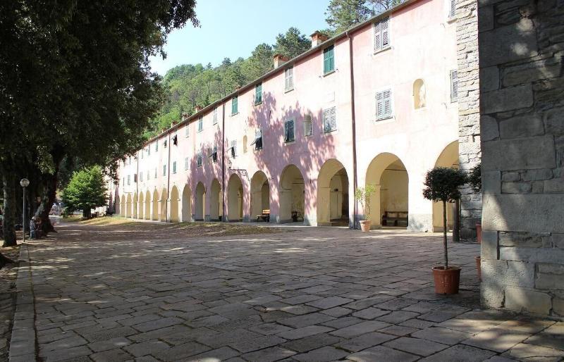 Santuario Nostra Signora di Soviore -  Casa per Fe - Genel
