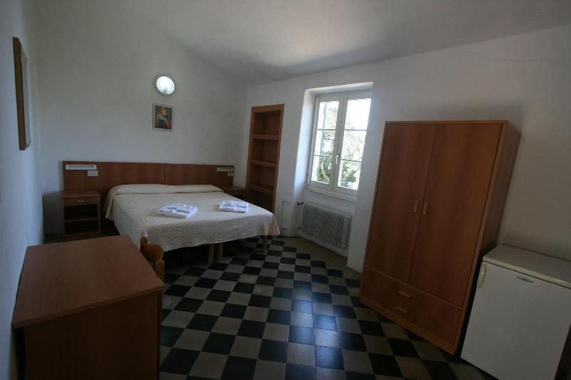 Santuario Nostra Signora di Soviore -  Casa per Fe - Oda