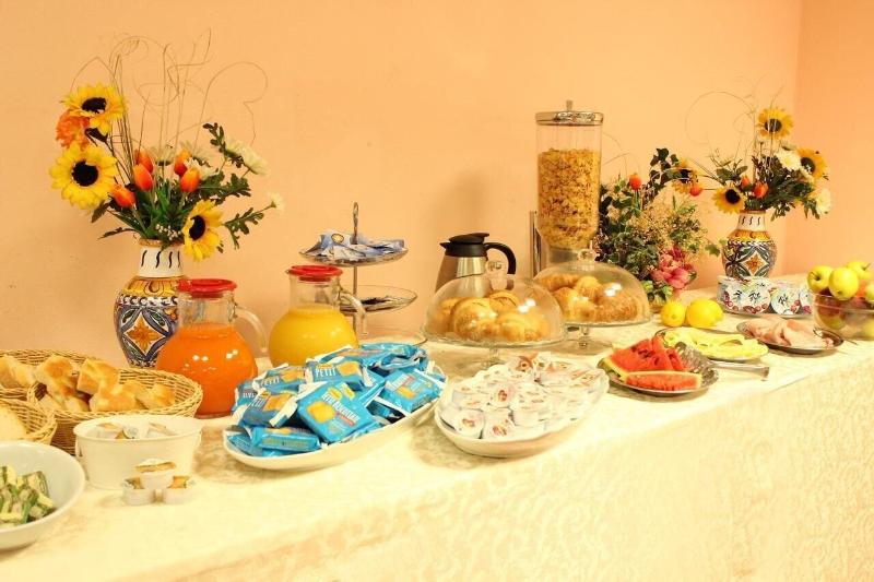Santuario Nostra Signora di Soviore -  Casa per Fe - Restoran