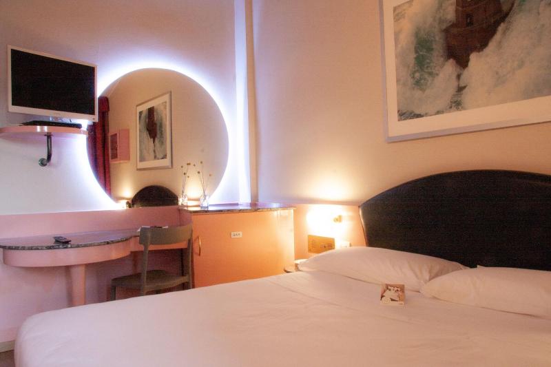 Hotel Motel 2000 - Oda