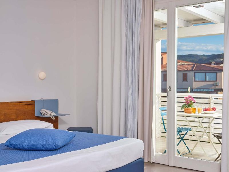 Residence Hotel Porto San Paolo - Oda