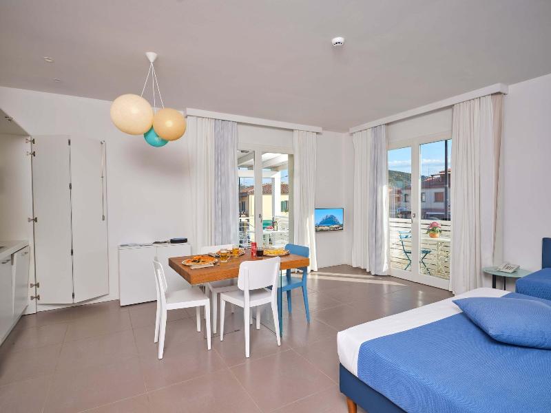 Residence Hotel Porto San Paolo - Oda