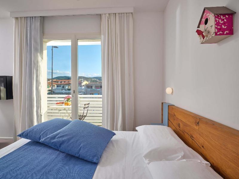 Residence Hotel Porto San Paolo - Oda