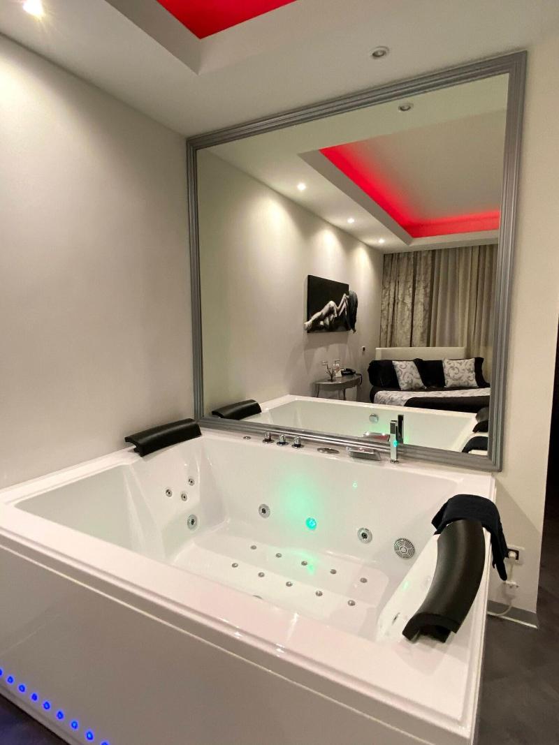 Hotel Motel Visconteo - Havuz