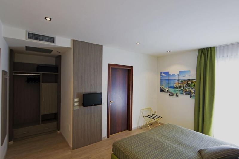 Hotel Ideal - Oda
