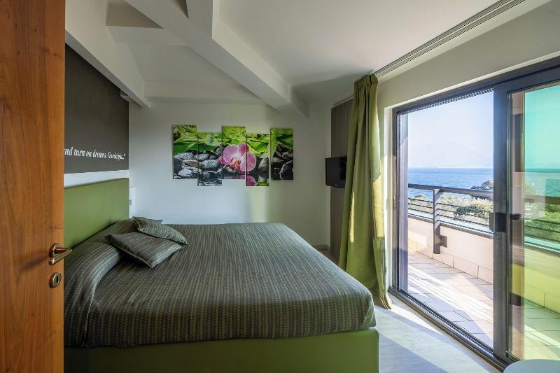 Hotel Ideal - Oda