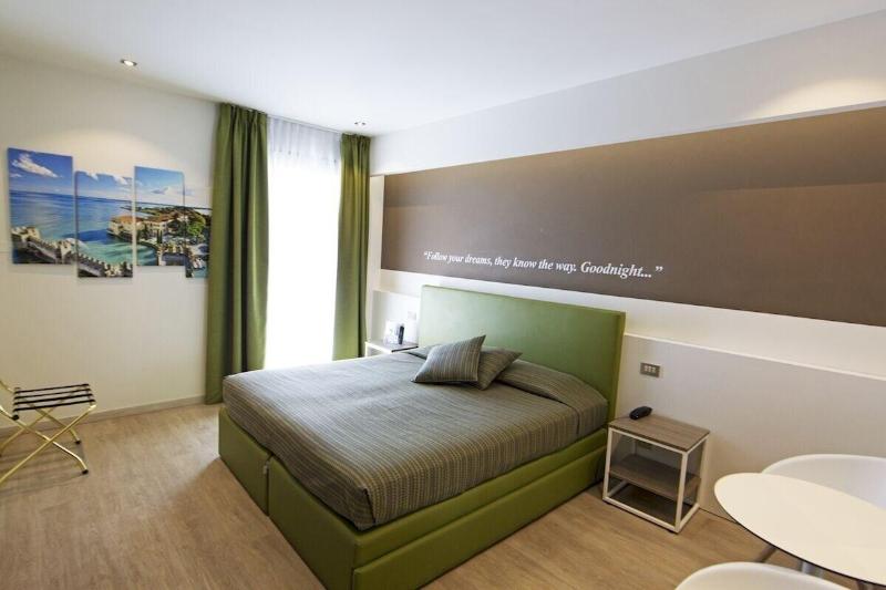 Hotel Ideal - Oda