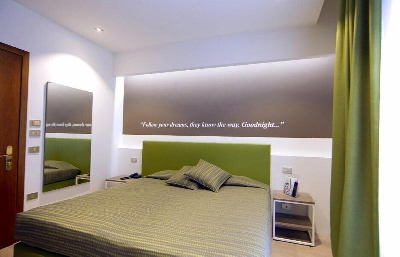 Hotel Ideal - Oda