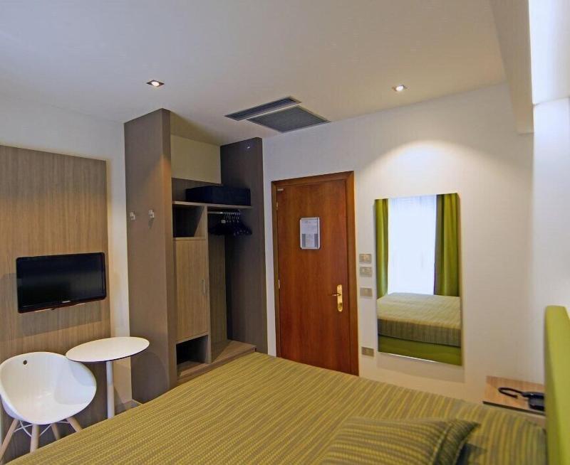 Hotel Ideal - Oda