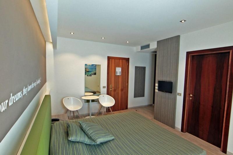 Hotel Ideal - Oda