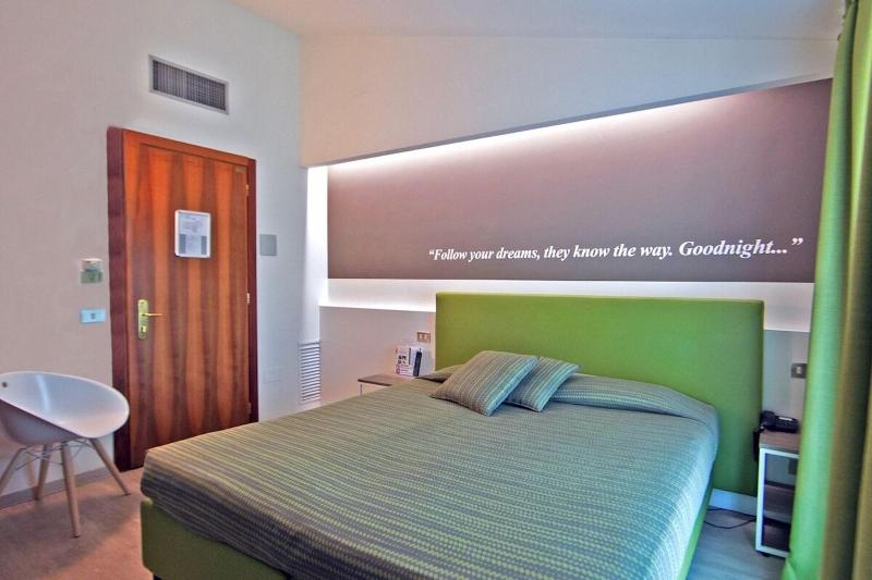 Hotel Ideal - Oda