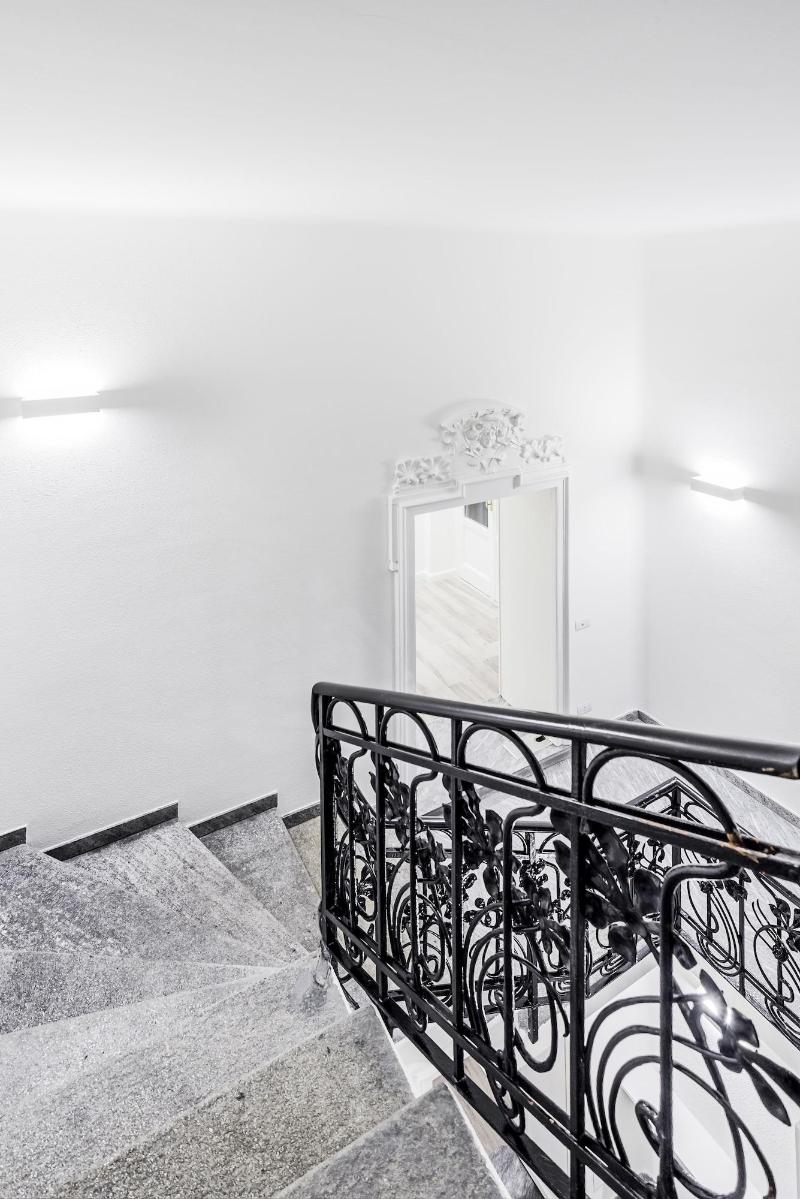 Villa Liberty - Lake Como Rooms & SPA - Lobi