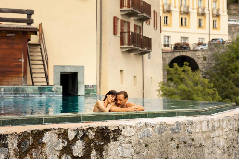 Qc Terme Hotel Bagni Vecchi - Havuz