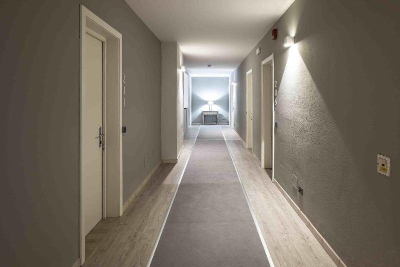 Hotel Villa Petra - Lobi