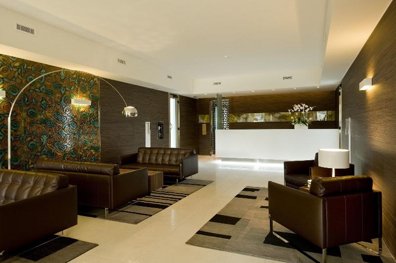 Viola Mhotel - Lobi